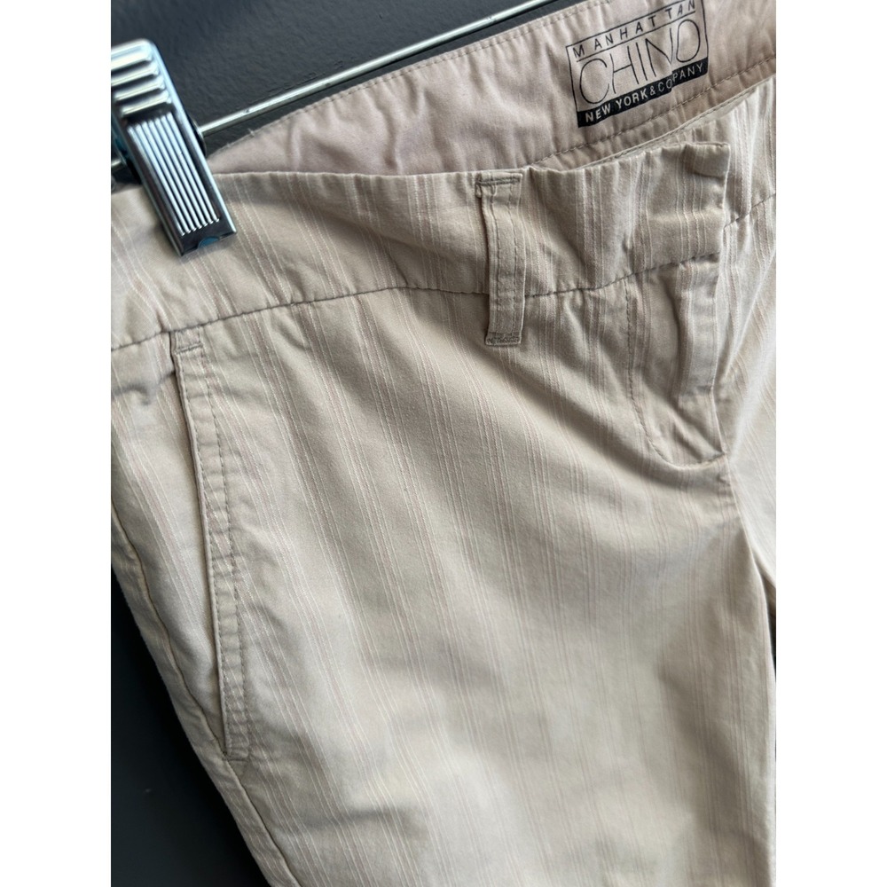 Manhattan‎ Chino NY&Co Bermuda Shorts Womens Size 6 Tan Pink Pinstripe Y2K Prep - Picture 3 of 5